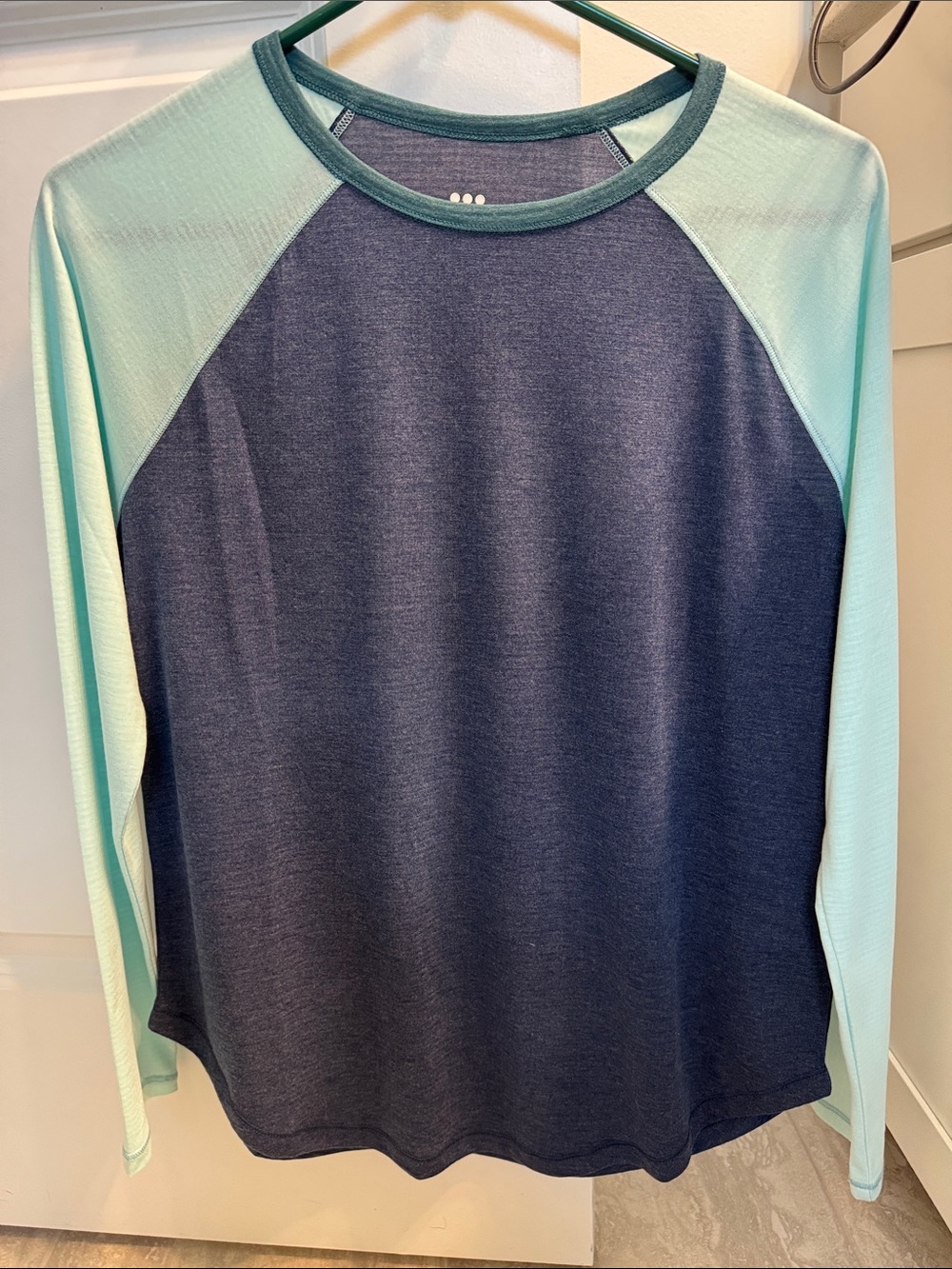 Title Nine Women’s Notton Baseball Long-Sleeve Raglan Tee